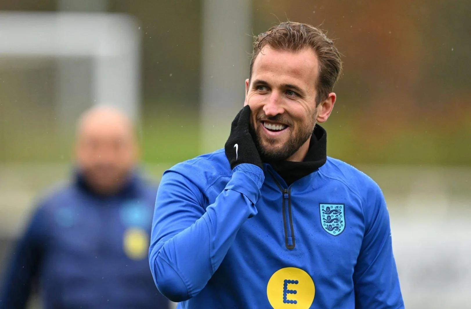 英格兰前锋状态稳定，备受期待