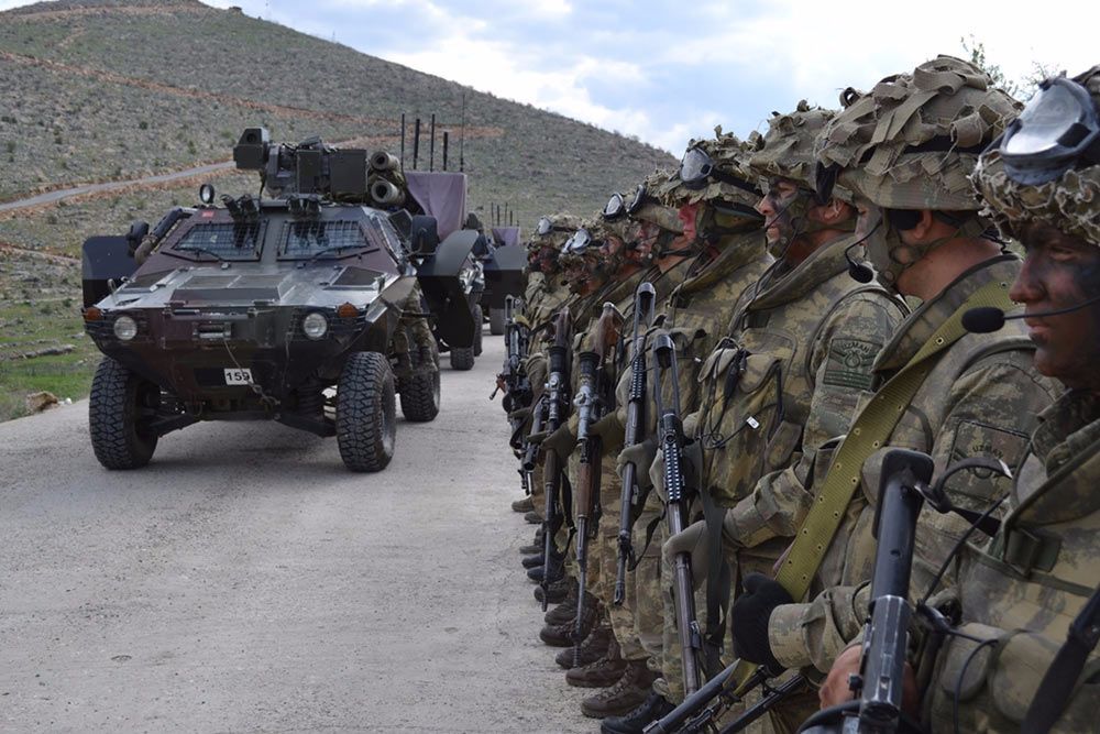 中东代表队全力作战险胜强敌晋级